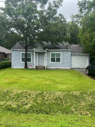 Main picture of 812 Roosevelt St