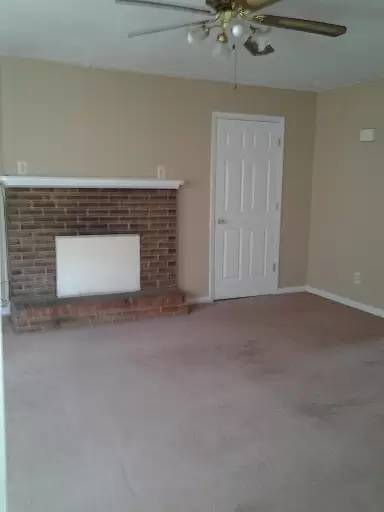 Main picture of 130 Pond Dr