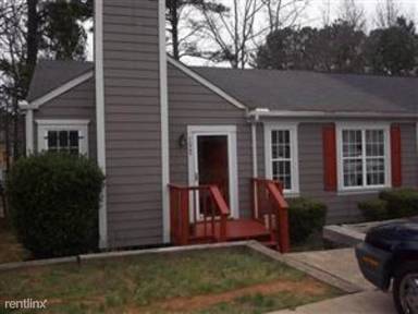 Main picture of 7020 Panda Ln