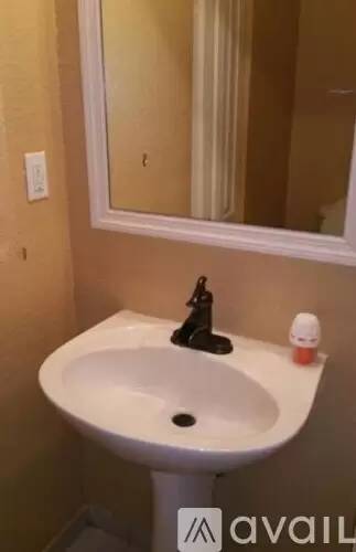 Main picture of 20901 NW 14th Pl