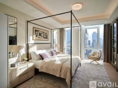 Main picture of 300 W Grand Ave