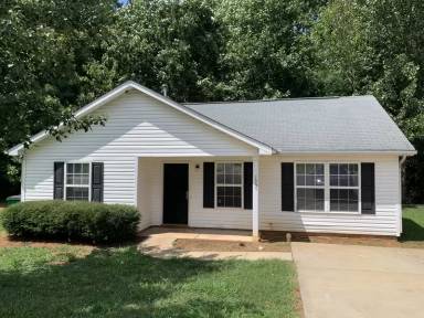 Main picture of 1335 Old Robinson Trl