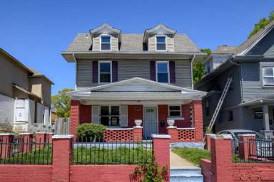 Main picture of 3228 Independence Ave