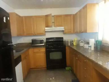 Main picture of 705 Vine St