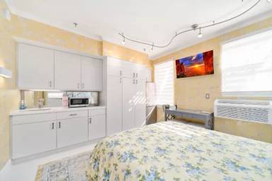 Main picture of 235 Sunrise Ave
