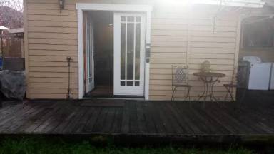 Main picture of 3210 Laura Ln