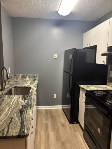 Main picture of 805 6th Ave S