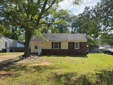 Main picture of 2731 Knowles St