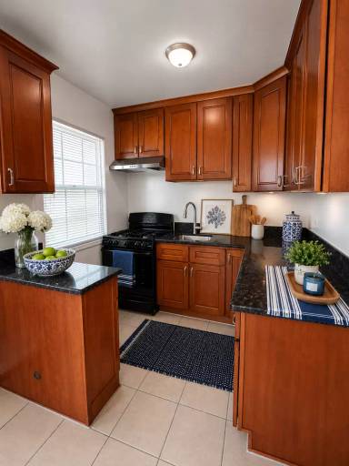 Main picture of 943 Chestnut Ave