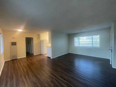Main picture of 61 Baylor Dr