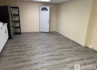 Main picture of 3773 Walnut Ave