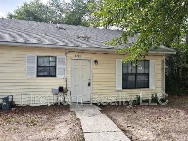 Main picture of 2709 Landing Loop Dr