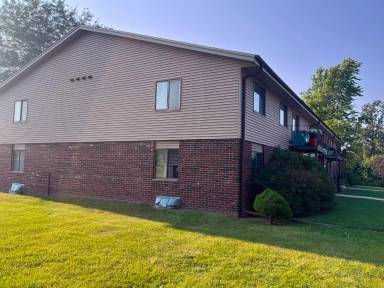 Main picture of Falls Road Apartments