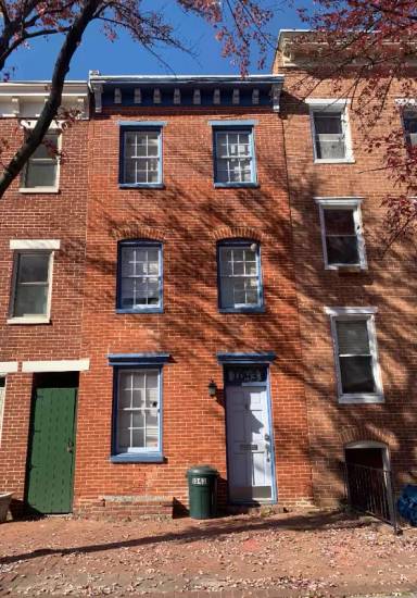 Main picture of 1059 W Barre St