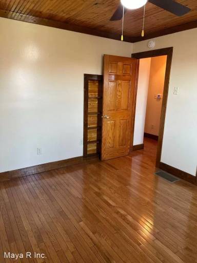 Main picture of 3112 Rockingham Rd