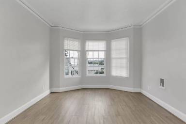 Main picture of 1240 Hayes