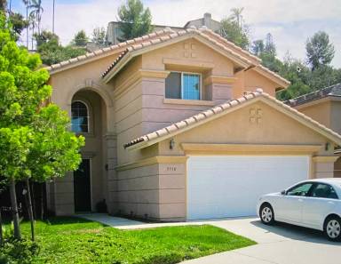 Main picture of 3910 Hollyhock Ln