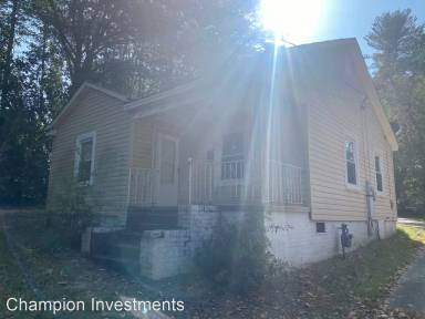 Main picture of 606 E Marion St