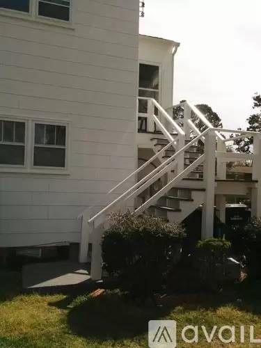 Main picture of 505 W Church St