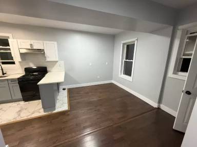 Main picture of 360 Peshine Ave