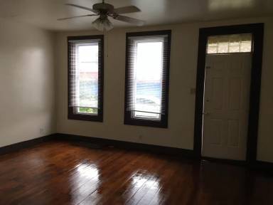 Main picture of 210 2nd St
