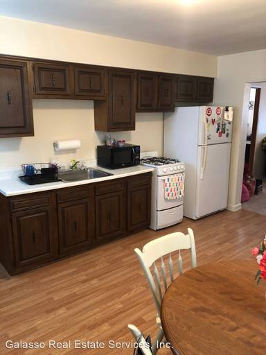Main picture of 309 Boggs Ave