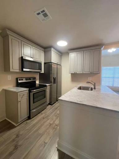 Main picture of 208 Long Plantation Blvd