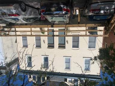 Main picture of 817-819 N Jackson St
