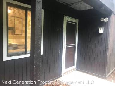 Main picture of 2665 Woodstone Pl