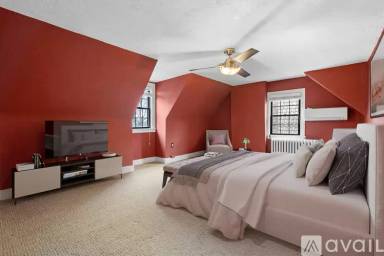 Main picture of 5406 Beacon St