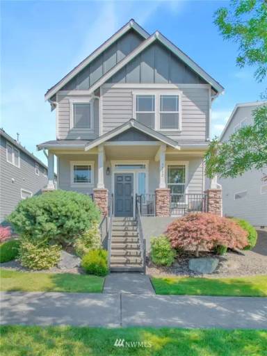 Main picture of 3232 Highlands Blvd
