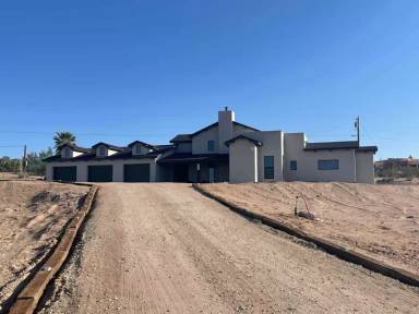 Main picture of 1717 Tucson Ave
