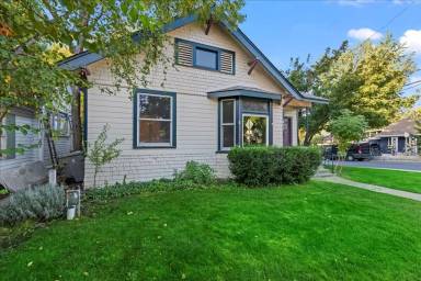 Main picture of 805 E Warm Springs Ave