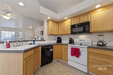 Main picture of 1622 W Meffan Ave