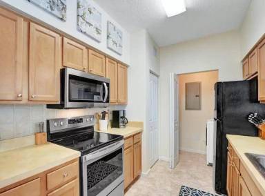 Main picture of 9857 Baywinds Dr