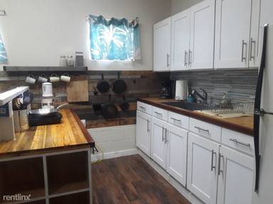 Main picture of 406 Kekupua St