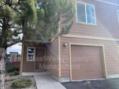 Main picture of 1233 SW 27th St