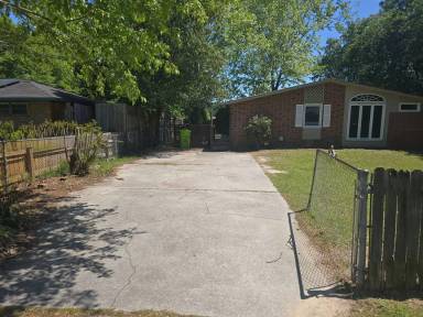 Main picture of 1718 Springfield Ave