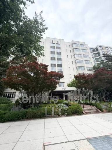 Main picture of 1727 Massachusetts Ave NW