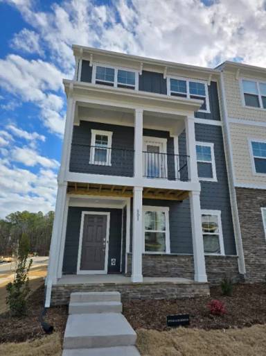 Main picture of 801 Basswood Glen Trl
