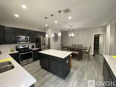 Main picture of 2856 Tierra Oasis St