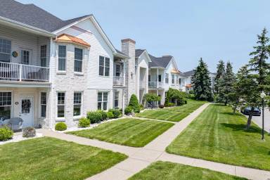 Main picture of 1000 Adams Pointe Blvd