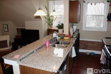 Main picture of 5825 Bartlett St