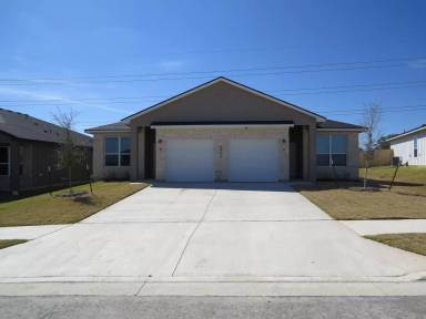 Main picture of 8903 Prickly Ash Dr