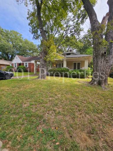 Main picture of 582 Loeb St