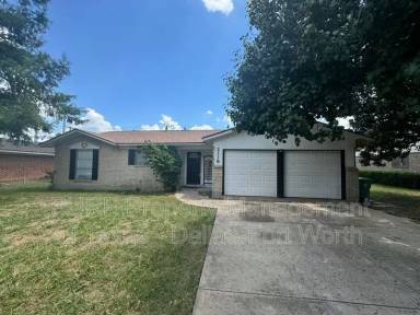 Main picture of 2118 Kent Dr