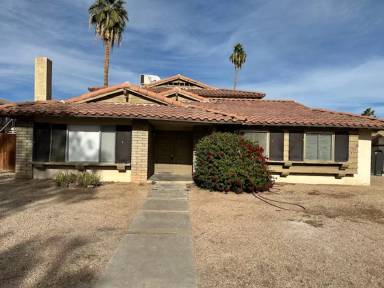 Main picture of 5318 W Turney Ave