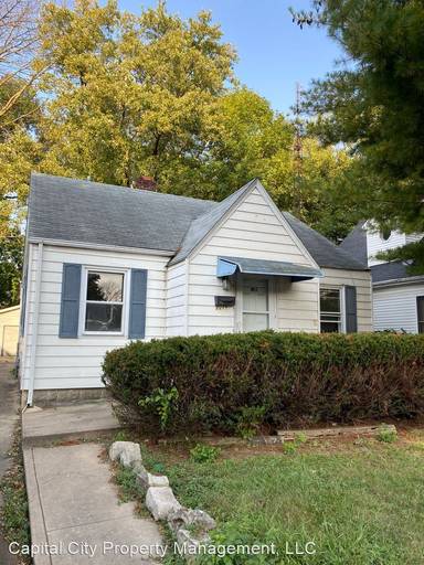 Main picture of 2215 S 12th St