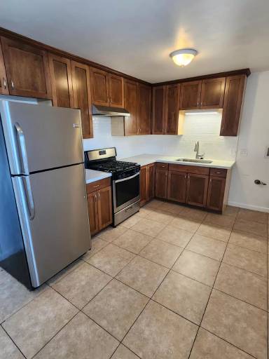 Main picture of 9314 Plymouth St