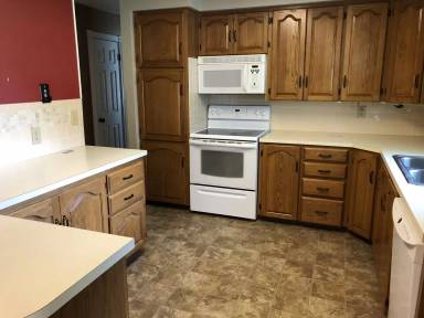 Main picture of 809 E Phoenix Ave
